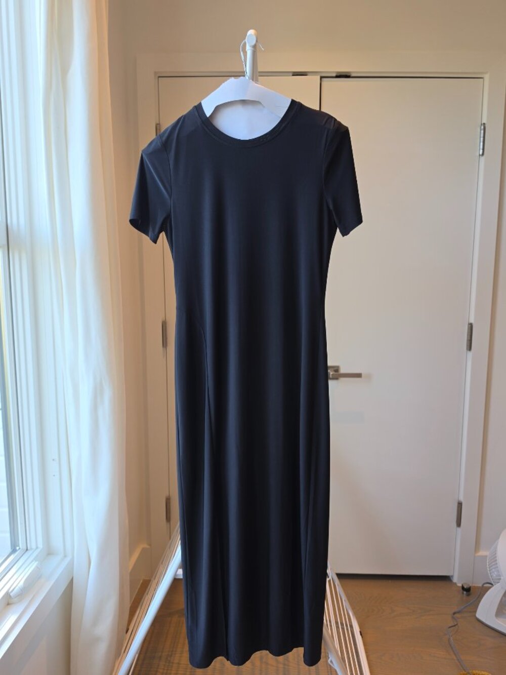 Stretchy Short Sleeve Dress with Slit